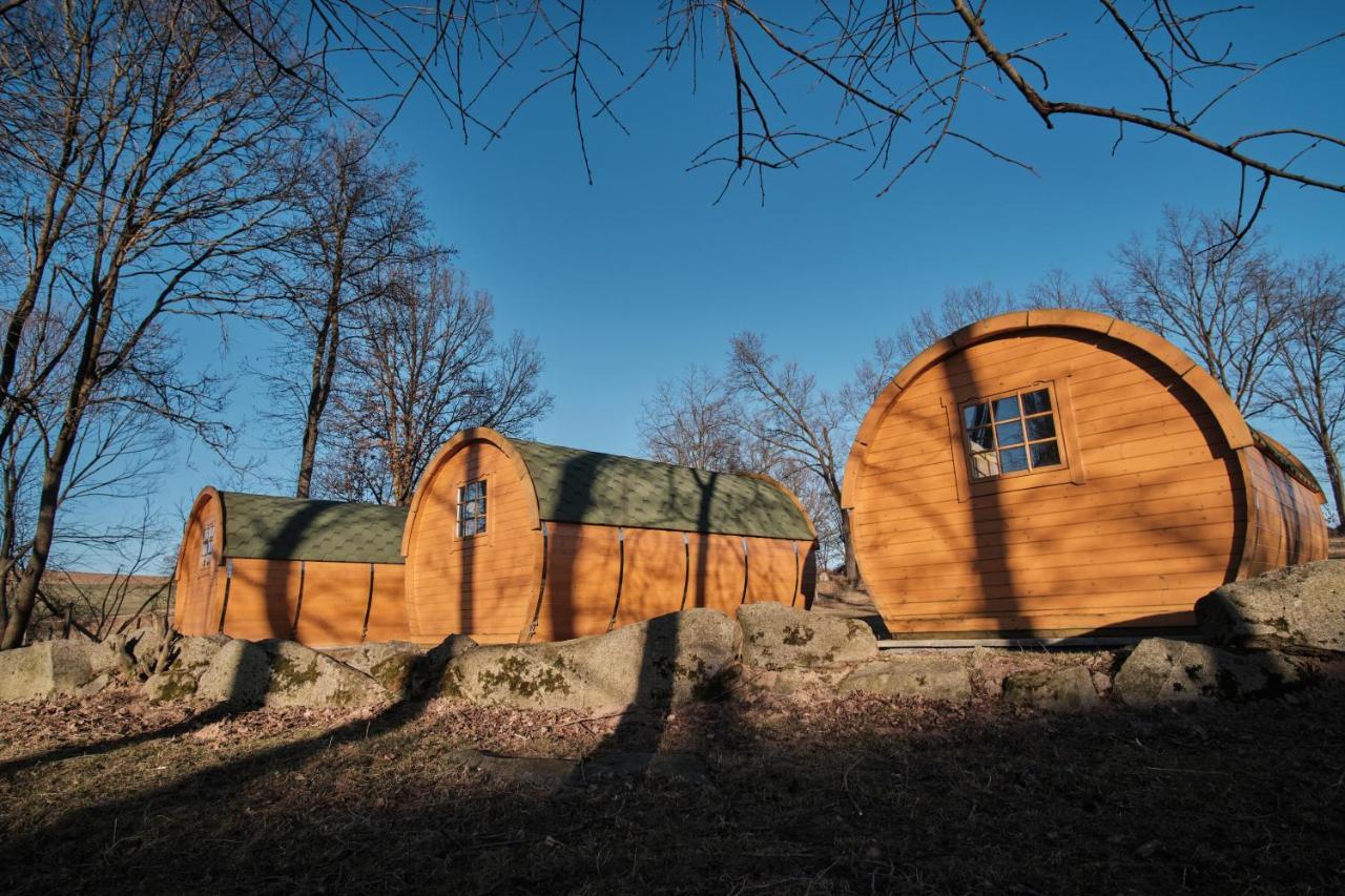 Viking Houses Strnadovsky Mlyn Jesenice  Exterior foto